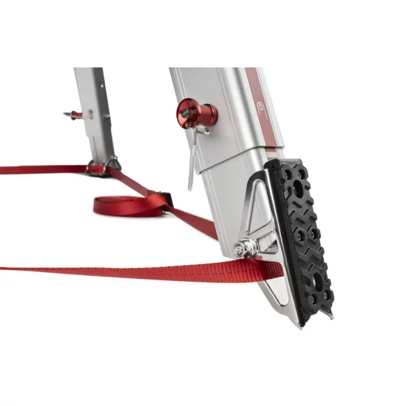 Close-up of the bottom leg of the CMC™ Triskelion™ tripod highlighting its sturdy construction and anti-slip foot for stable positioning during rescue tasks.