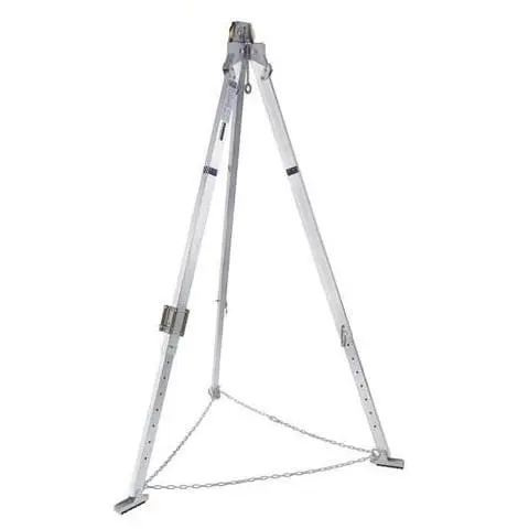 3M™ DBI-SALA® Advanced™ Aluminum Tripod – 7 ft, featuring telescoping adjustable locking legs, built-in pulley system, rubber safety shoes with spiked edges, safety leg support chain, integrated 5,000 lbs. (22 kN) anchor points, and quick-connect winch/SRL mounting bracket, designed for safe and efficient confined space entry and rescue operations.